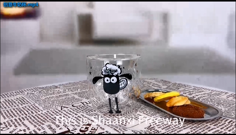 创意牛奶杯