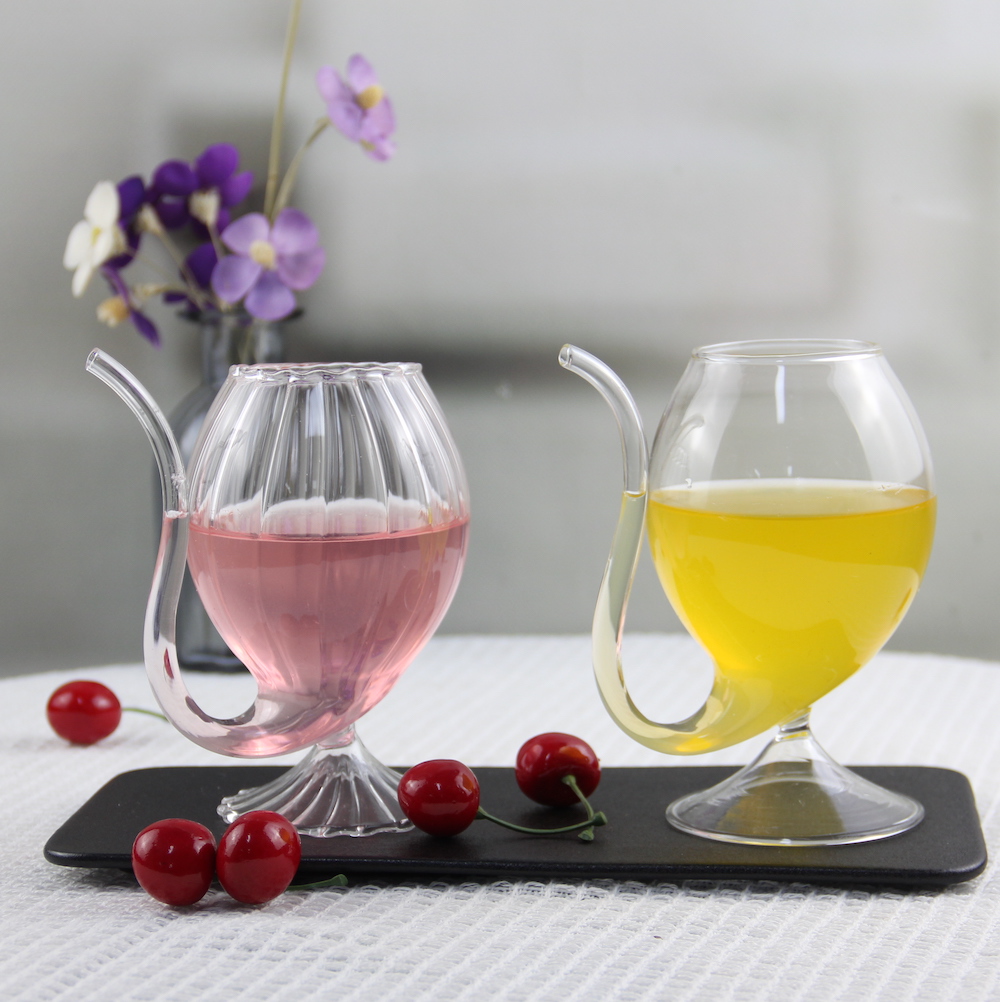 Wine Glasses with Straws WSJ290